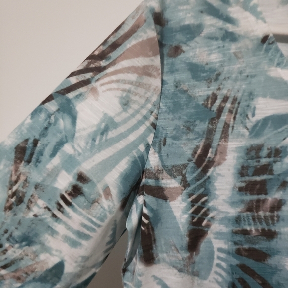 3/25$ Orly 3/4 sleeve top tropical print medium - Picture 2 of 5